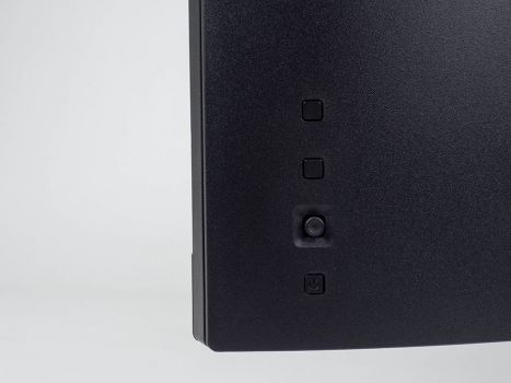 Analoge Tasten und Fünf-Wege-Joystick steuern das OSD-Menü