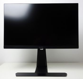 Maximal mögliche Display-Höheneistellung von 22,8 cm