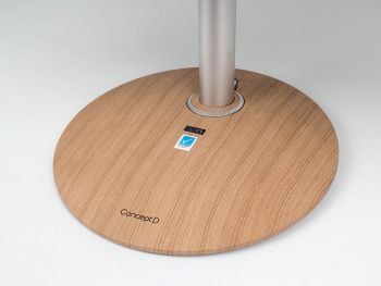 Monitorfuß: Die Bodenplatte im Holzdesign hat einen Durchmesser von 270 mm