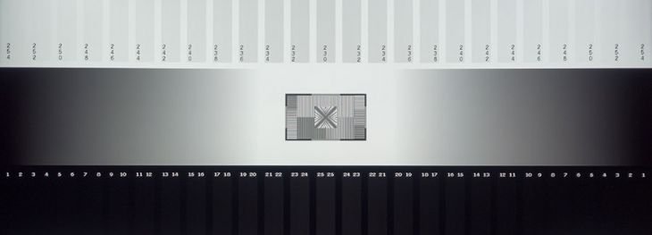 Graustufendarstellung des MSI OPTIX MAG272CQR