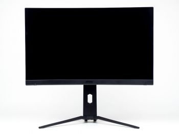 Monitor in der höchsten Stellung von vorn
