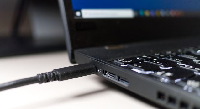 Anschluss an einen Laptop