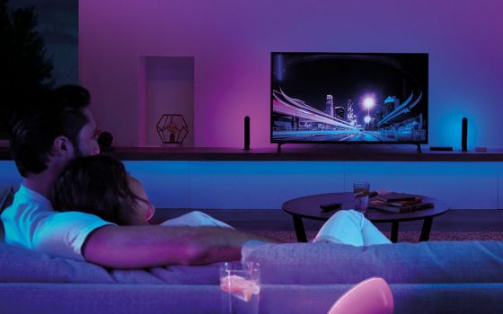 Philips Hue Play HDMI Sync Box (Bild: Signify)