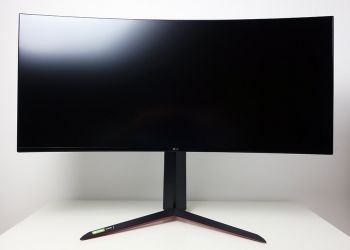 22,2 cm Display-Höhe in der höchsten Position