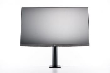 Monitor Ansicht vorn in der höchsten Stellung