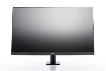 Monitor Ansicht vorn in der niedrigsten Stellung