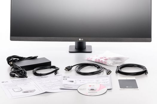 Lieferumfang des LG 27QN880-B Monitors