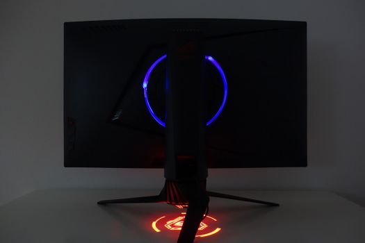 Aura und "Light in Motion": LED-Beleuchtung von ASUS