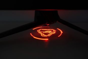 Light in Motion: Lichtprojektion auf den Schreibtisch
