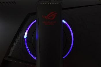 Aura: Beleuchter Ring auf der Displaygehäuserückseite