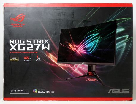 Optisch schöne und aufwendig gestaltete Verpackung des ASUS XG27WQ