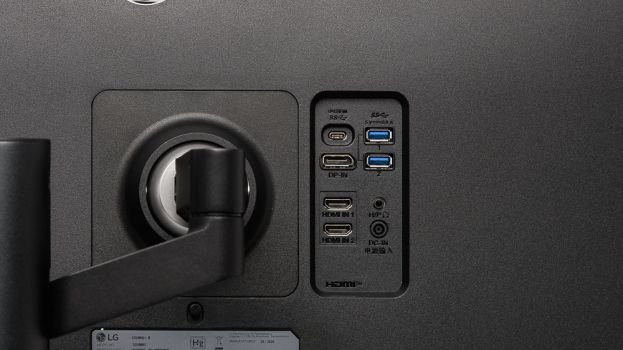 Anschlüsse des LG 32UN880-B