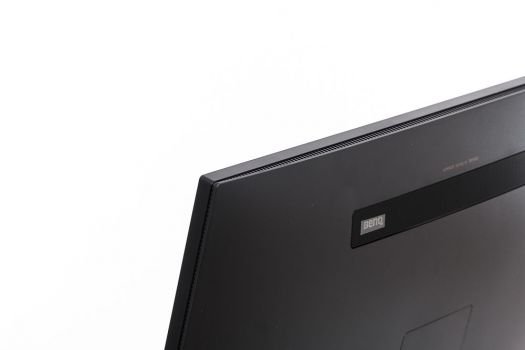 Lüftungsschlitze auf der Displaygehäuserückseite