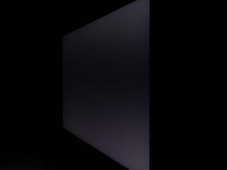 Glow vom IPS-Panel des LG 27GN950-B