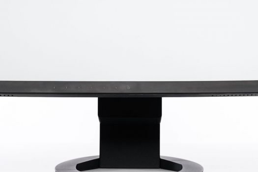 Elektrostatische Bedienelemente (Tasten) vorne am unteren Displaygehäuserahmen