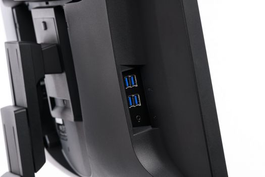 Vier gut zugängliche USB-3.0-Downstream-Ports an der linken Displaygehäuseseite