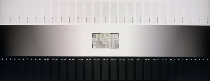 Graustufendarstellung des IPS-Panels vom AOC 27P2C