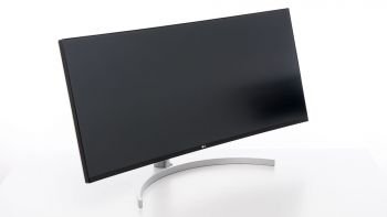 Ansicht Monitor 45° von rechts