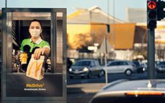 LG stattet McDonald’s mit Outdoor-Bildschirmen aus McDrive (Bild: McDonald's)