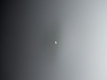Halo-Effekt bei Stufe 3 der variablen Hintergrundbeleuchtung