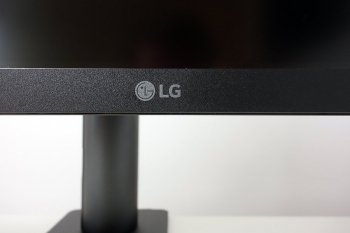 LG-Logo auf der Vorderseite