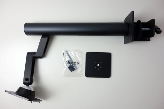 Flexibler Standfuß mit C-Klemme des LG 27GN880