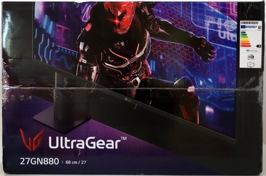 Hochglänzend bedruckte Verpackung des LG 27GN880