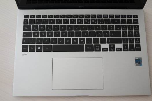LG gram 16 Tastaur und Touchpad