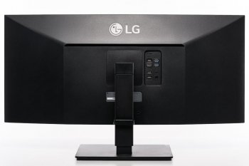 LG 35BN77C-B Ansicht hinten in der niedrigsten Stellung