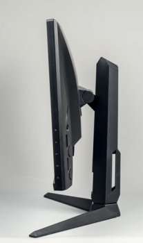 Monitor mit maximalem Neigungswinkel nach hinten