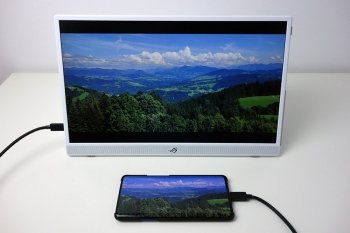 Bildschirmfüllende Darstellung im Querformat