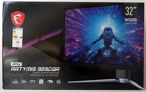 Farbige, hochglanzbedruckte Verpackung des MSI Artymis 323CQRDE