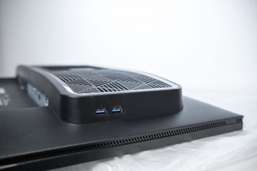 Benutzerfreundliche seitliche USB-3.0-Anschlüsse