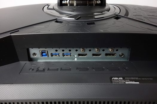 DisplayPort, 2 x HDMI, USB 3.0 und Kopfhörerausgang
