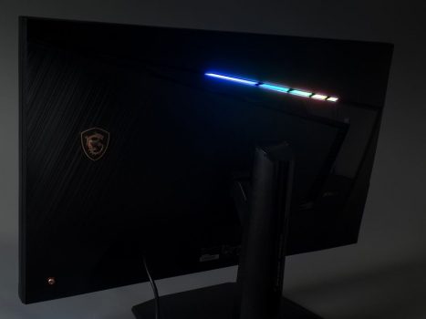 Rückseitige Effektbeleuchtung des MSI Optix MPG321QRFDE-QD