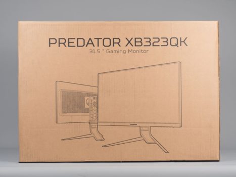 Unscheinbarer Karton des Acer XB323QKNV