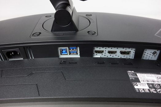 Anschlussvielfalt: 1 x DisplayPort, 2 x HDMI, 2 x USB 3.0 und 1 x Kopfhörerausgang