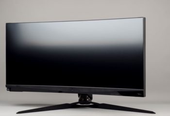 MSI Optix MEG381CQR Plus seitliche Drehung nach links