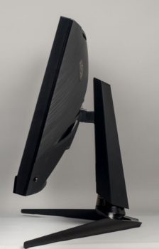 Display mit maximalem Neigungswinkel nach hinten