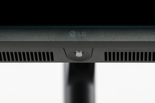 Komfortable Bedienung über beleuchtbare Joystick-Taste
