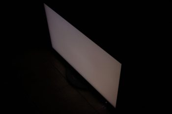 Display Glow-Effekt von schräg oben