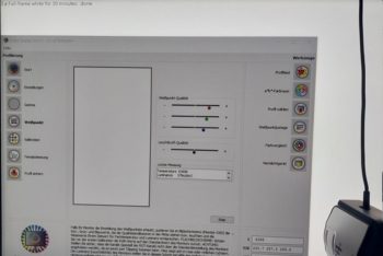 Testbild „Full-Frame white for 30 Minutes“ 