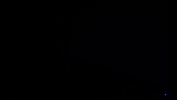 Schwarzbilddarstellung bei aktiviertem „Adaptive Dimming“
