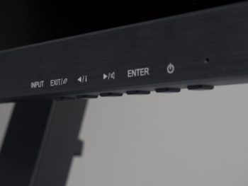 Mechanische Tasten steuern das OSD-Menü