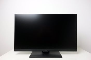 Minimale Höhenposition des Displays: 6 cm