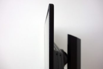 Das Displaygehäuse ist außen nur 5 mm dick