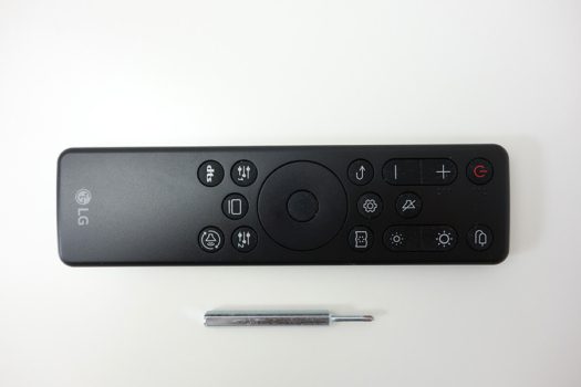 Fernbedienung inklusive Schraubendreher für das Batteriefach