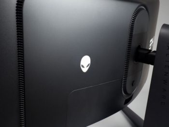 … sind rings um das hintere Gehäuse platziert