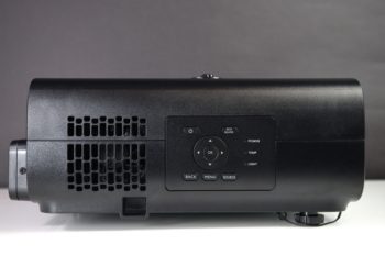 BenQ W4000i: Ansicht rechte Seite