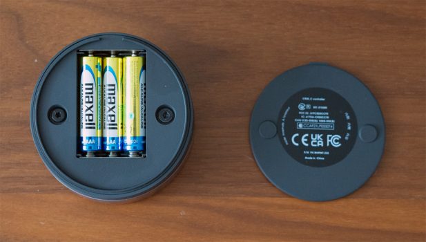 Geöffneter Wireless Conroller